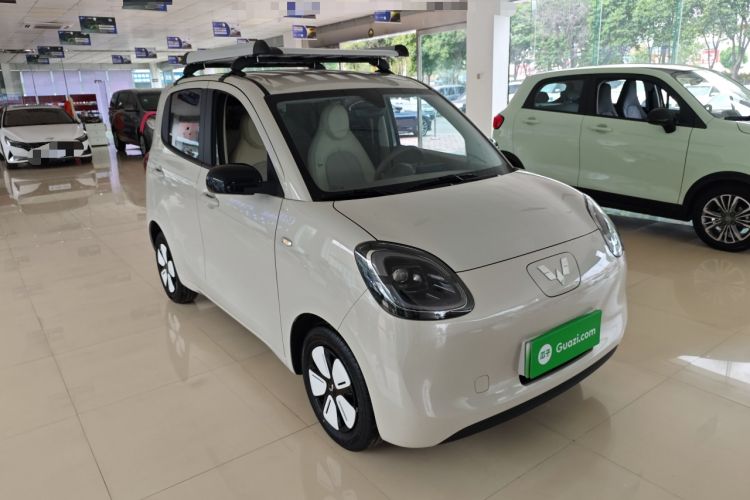 Used Wuling Hongguang MINIEV 2025 Four-Door Version Advanced Edition Front Right 45 Deg
