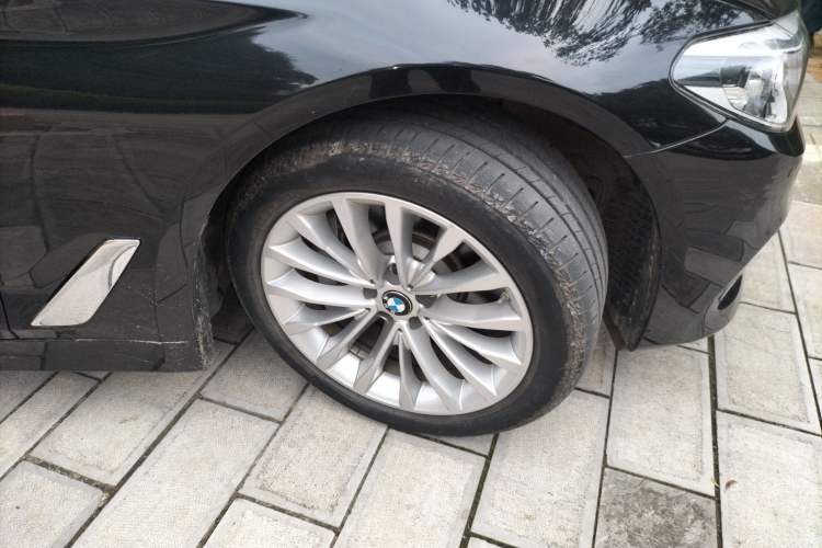 Used BMW 5 Series New Energy 2020 Mileage Upgrade Version 530Le Luxury Package
