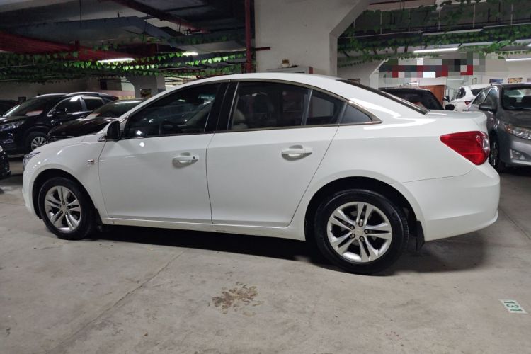 Used Chevrolet Cruze 2015 1.5L Classic SE MT
