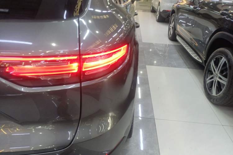 Used Porsche Cayenne E-Hybrid 2019 Cayenne E-Hybrid 2.0T