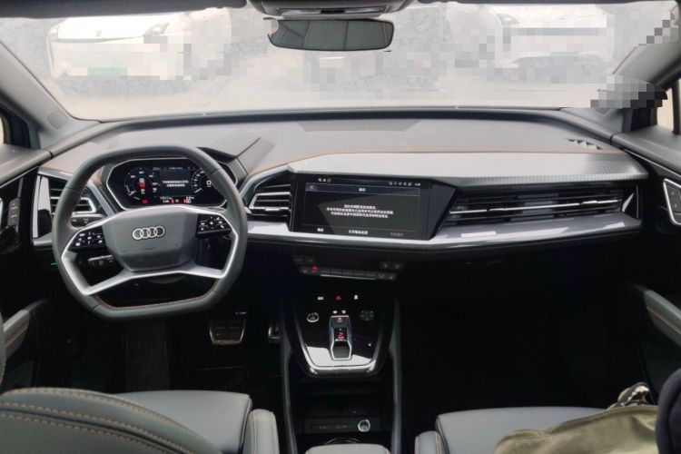 Used Audi Q4 e-tron 2024 40 e-tron Adventure Edition Center Console