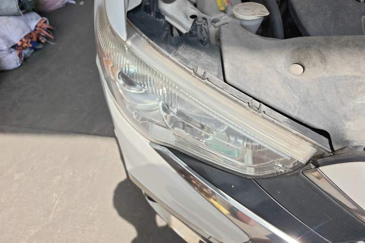 Used Mitsubishi ASX 2016 2.0L CVT Two-Wheel Drive Navigation Edition Right Front Headlight