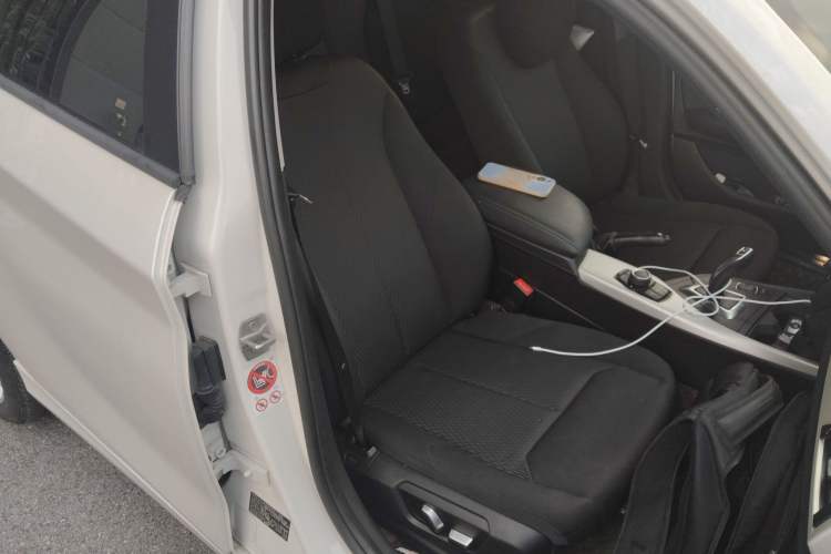 Used BMW 1 Series 2015 120i Leading Model Right Front Seat