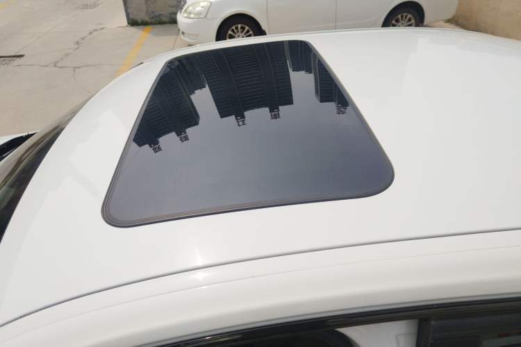 Used BMW 3 Series 2018 320Li Leading Model M Sport Package Roof