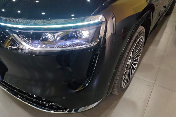 Used Hima AITO M8 2025 Extended-Range Max+ Version 53.4 kWh 6-Seater Edition
