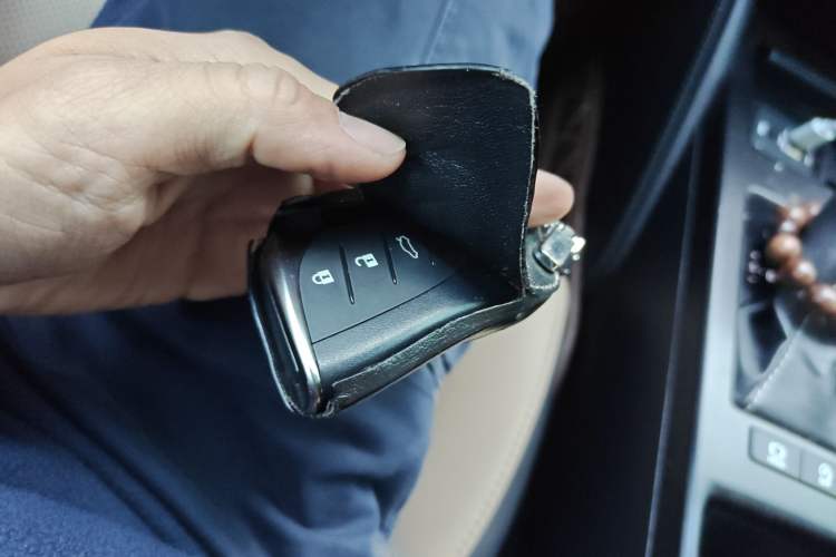 Used Lexus ES 2018 200 Luxury Edition China V Standard Vehicle Key