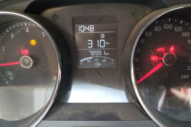 Used Volkswagen Bora 2018 1.5L Manual Fashion Model