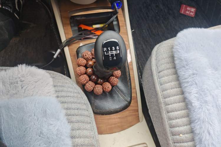 Used Buick Excelle 2015 1.5L Manual Classic Trim Gear Lever