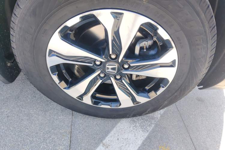 Used Honda CR-V 2019 240TURBO CVT 2WD Comfort Version China VI Emission Standard Right Front Wheel Hub