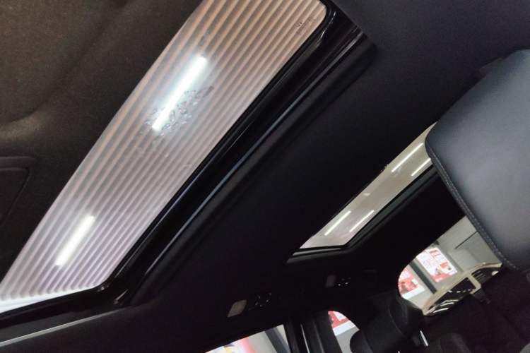 Used Honda Elysion 2024 2.0L eHEV Luxury Edition
