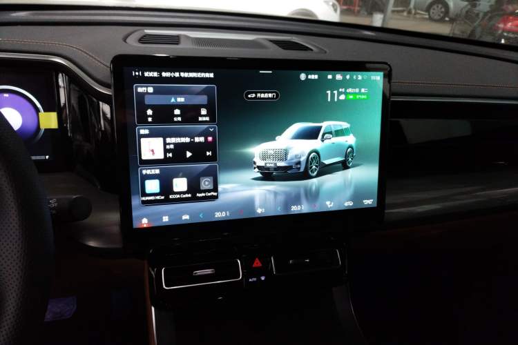 Used GAC Trumpchi GS8 2024 Linghang Series 2.0 TGDI Two-Wheel Drive Luxury Smart Connectivity Version
