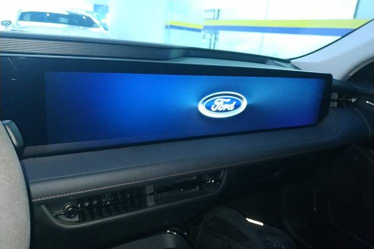 Used Ford Mondeo 2022 Restyled EcoBoost 245 Luxury Version Audio And AC Panel