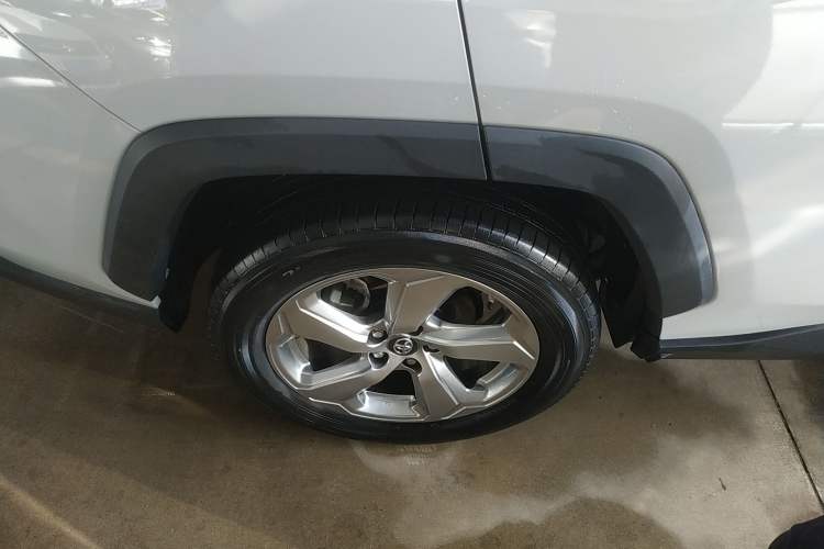 Used Toyota RAV4 2020 2.0L CVT Two-Wheel Drive Fashion PLUS Edition
