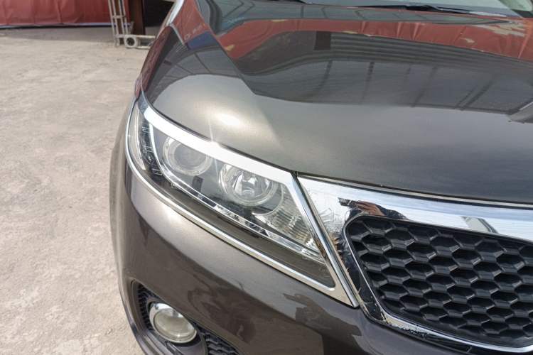 Used Kia Sorento 2012 2.4L Gasoline Supreme Edition