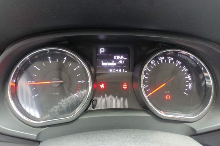 Used Citroen C3-XR 2017 230THP Automatic Pioneer Model Odometer Close Up