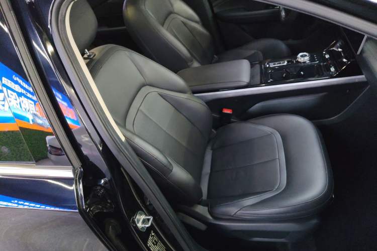 Used Wuling Xingguang 2023 150 Advanced Edition
