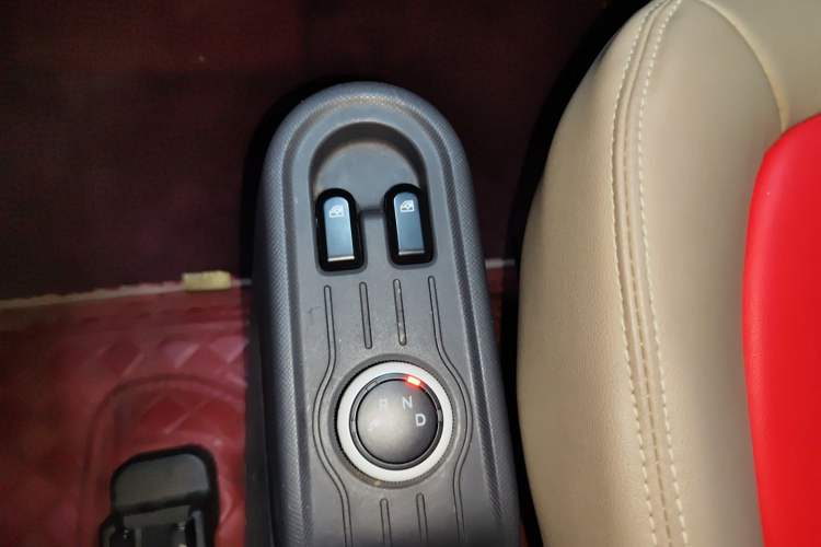 Used Wuling Hongguang MINIEV 2021 Macaron Premium Model – Lithium Iron Phosphate