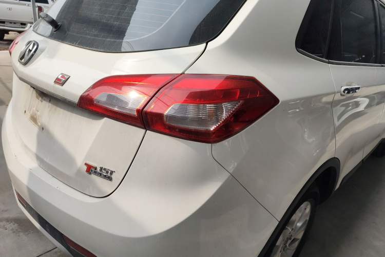 Used BAIC Weiwang S50 2016 1.5T Manual Joyful Elite Edition