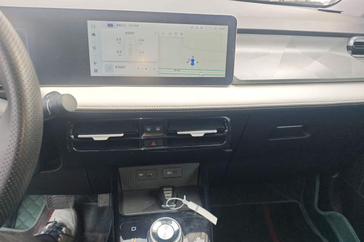 Used Geometry E Firefly 2024 301km Flowing Light