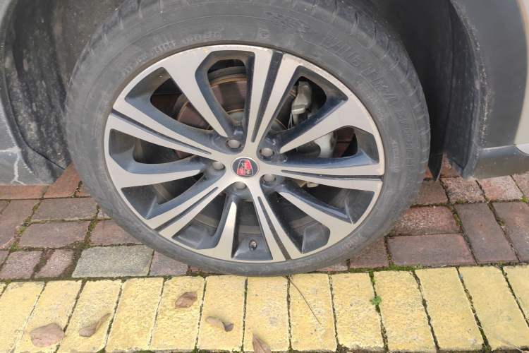 Used Roewe RX5 eMAX 2020 500 PHEV Smart Cabin Flagship Edition Right Front Wheel Hub