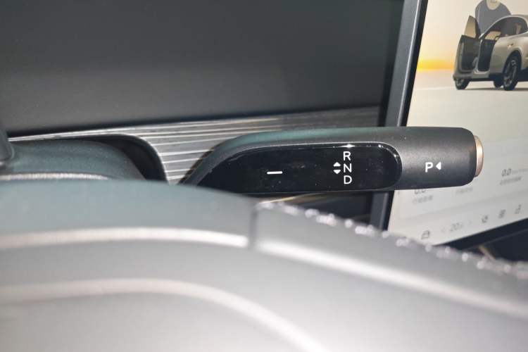 Used ONVO L60 2024 60 kWh Rear-Drive Version
