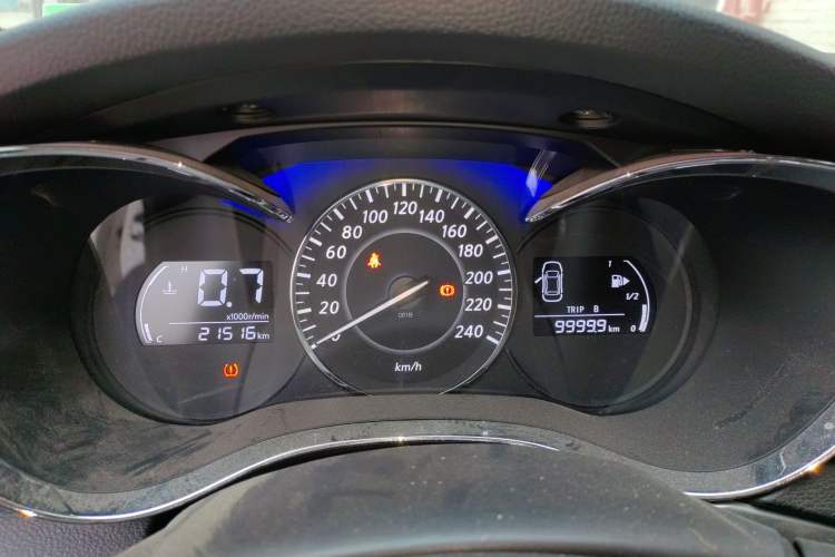 Used Venucia D60 2019 100 000 Glory 1.6L Entry Manual ChenShang Edition China VI
