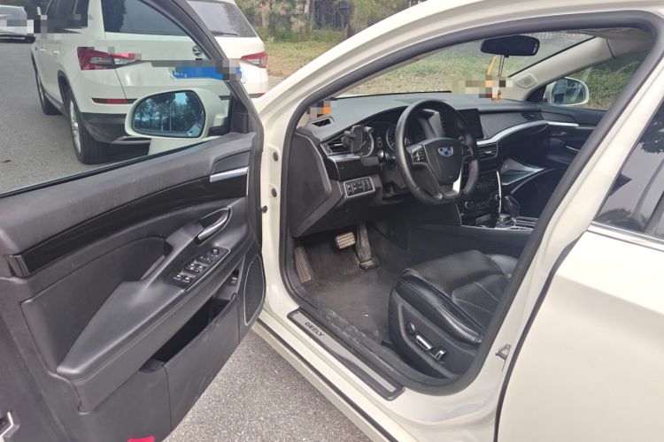 Used Geely Auto Emgrand GT 2015 2.4L Comfort Model
