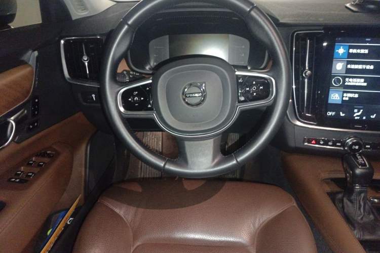 Used Volvo S90 2019 T5 Zhiyuan Edition
