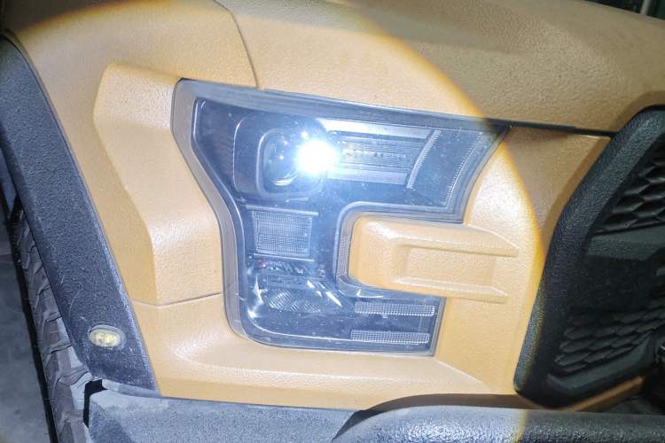 Used Ford F-150 Raptor 2017 3.5T Raptor Performance Enhanced Edition Right Front Headlight