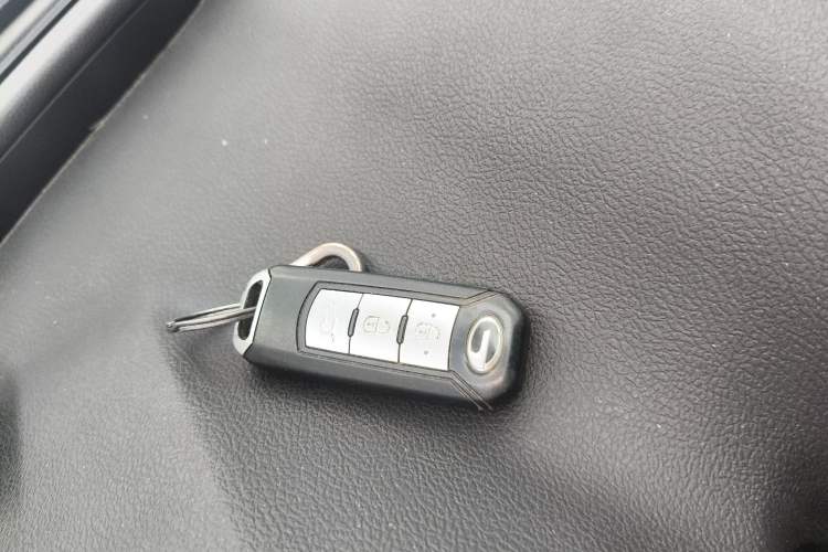 Used GAC Trumpchi GS5 2012 2.0L Automatic Two-Wheel Drive Anniversary Edition