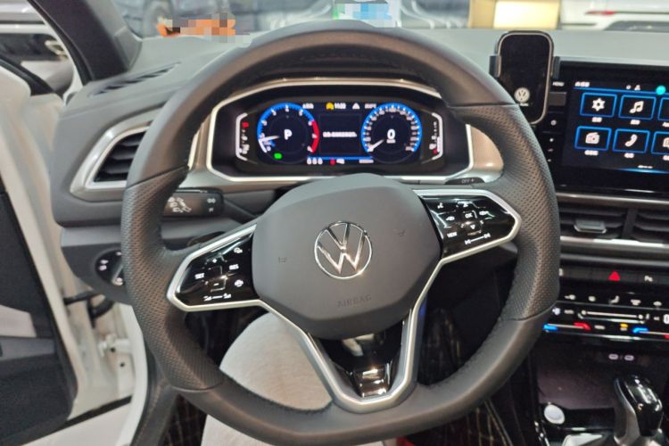 Used Volkswagen T-ROC 2023 300TSI DSG Two-Wheel-Drive Chen Guang Edition Steering Wheel