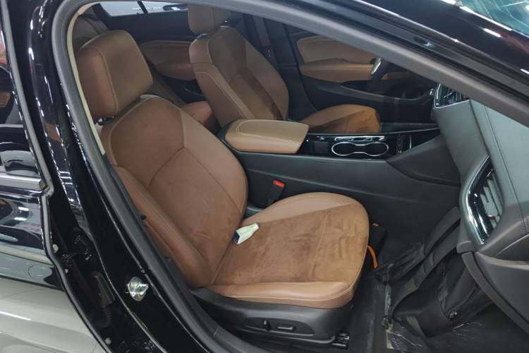 Used Buick Regal 2024 28T Luxury Edition