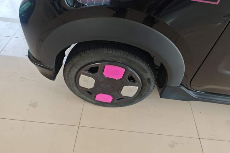 Used Geely Galaxy Panda 2025 210km Panda Kart Right Rear Wheel Hub