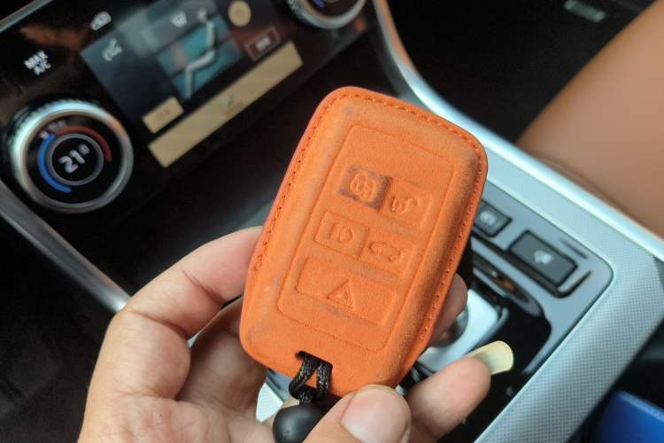 Used Jaguar XEL 2024 2.0T 250 PS R-DYNAMIC S Advanced Sport Edition Vehicle Key