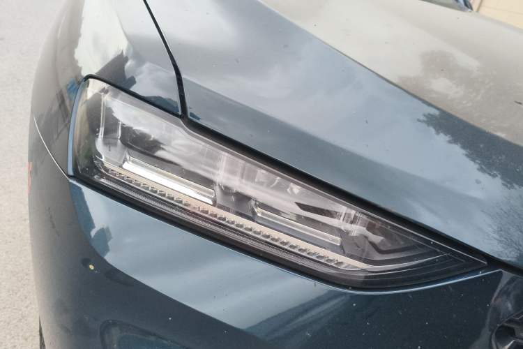 Used Wey VV7 2019 Upgraded Model 2.0T Flagship Version China VI