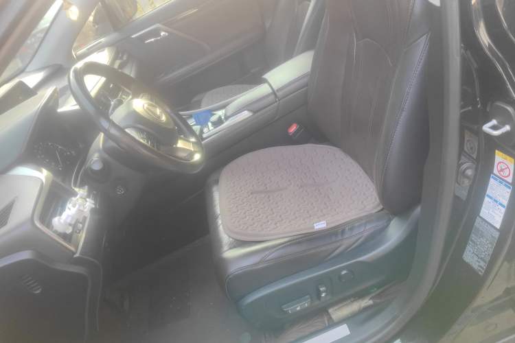 Used Lexus RX 2016 300 4x4 Elegant Edition China V-standard
