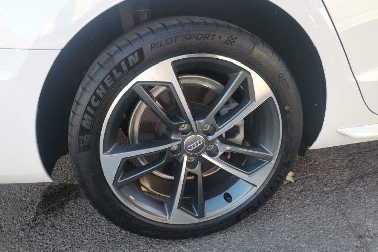 Used Audi A4L 2020 40 TFSI Fashion Dynamic Model
