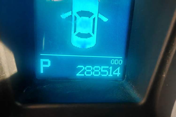 Used GAC Trumpchi GS5 Super 2015 1.8T Automatic Two-Wheel Drive Luxury Edition Odometer Close Up