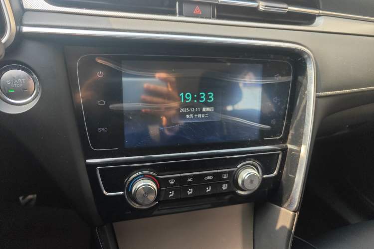 Used MG 6 2017 20T Manual Luxury Smart Connect Version China V Standard