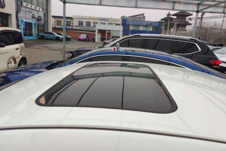 Used Hyundai Verna (older generation) 2014 1.4L Automatic Leading-Edge GLX