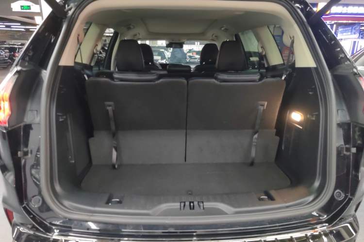 Used Ford Edge 2021 PLUS EcoBoost 245 Two-Wheel-Drive Titanium 7-Seater