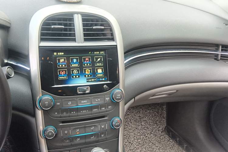 Used Chevrolet Malibu 2014 2.0L Automatic Luxury Edition