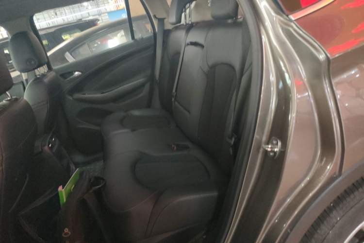 Used Buick Envision 2017 20T Two-Wheel Drive Leading Version Left Rear Seat