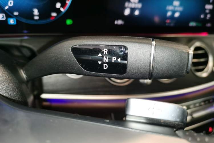 Used Mercedes-Benz E-Class (Import) 2023 Restyled E 260 Fashion Sport Edition
