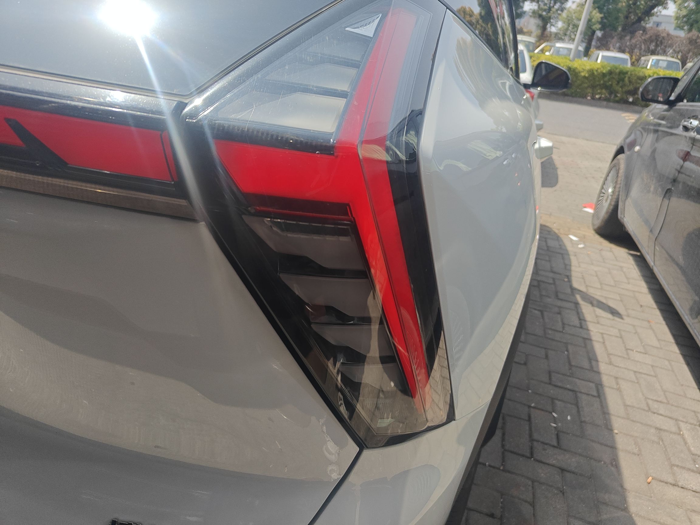 Geely Auto FX11 2023 1.5TD DCT Prestige Edition — снимка 9