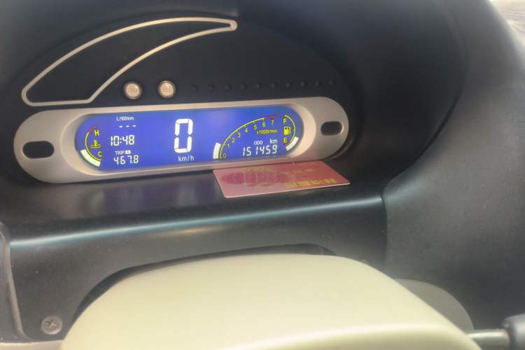 Used Chery QQ3 2012 Fashion Edition 1.0L Manual Champion Version Odometer Close Up