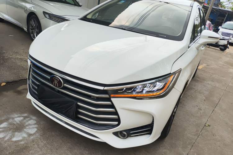 Used BYD Song MAX 2017 1.5T Manual Smart Connect Luxury 7-Seater