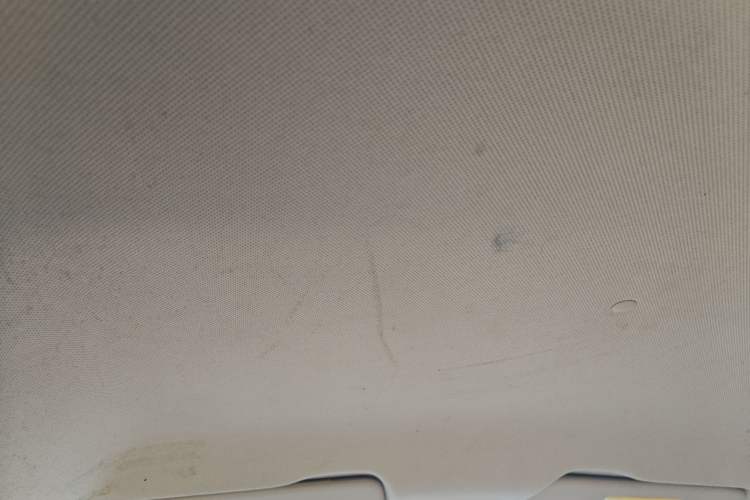 Used Baojun 630 2013 1.5L manual standard version
