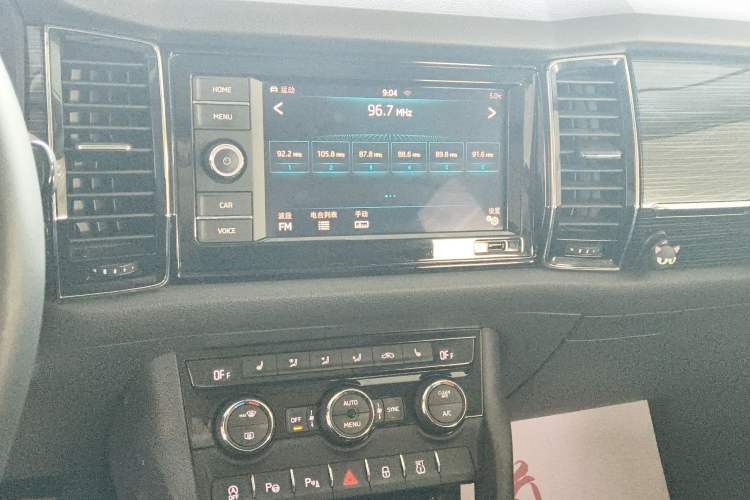 Used Skoda Kodiaq 2019 Facelifted TSI330 7-Seater Two-Wheel-Drive Luxury Enjoyment Edition China VI Standard