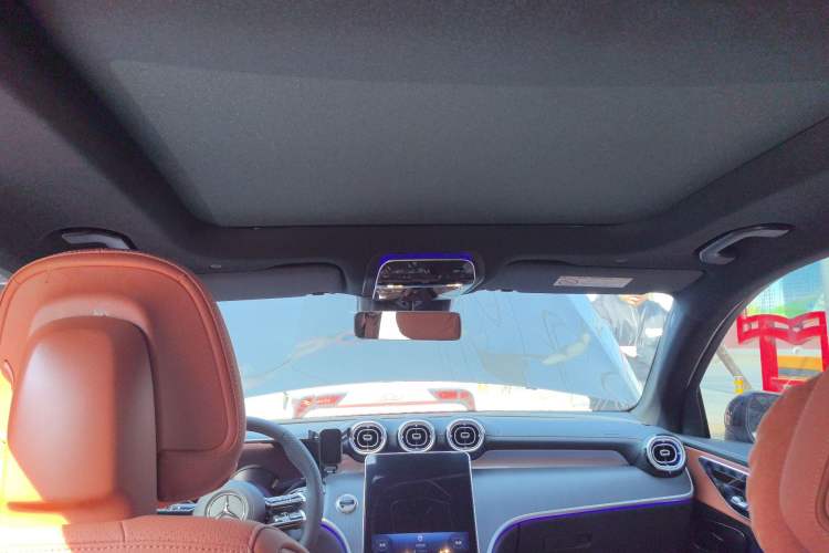 Used Mercedes-Benz GLC 2026 GLC 260 L 4MATIC Luxury Model
